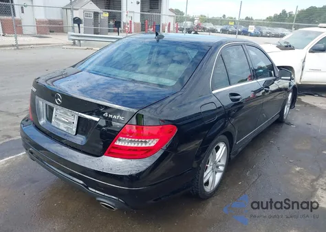 2012 Mercedes-Benz C 300 Sport 4Matic из США, поврежденный, VIN WDDGF8BB8CR195281